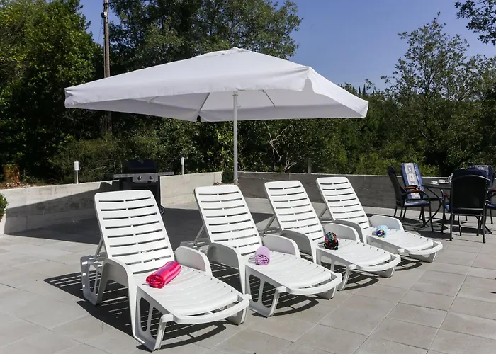 Harmonia With Patio And Shared Pool *