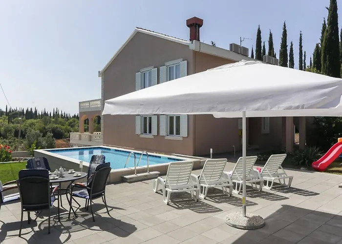 Apartament Harmonia With Patio And Shared Pool